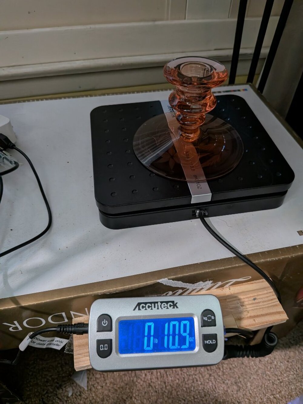 Vintage 1930s Depression Elegant Pink Glass Candle Holder / Pedestal Stand - Picture 16 of 16